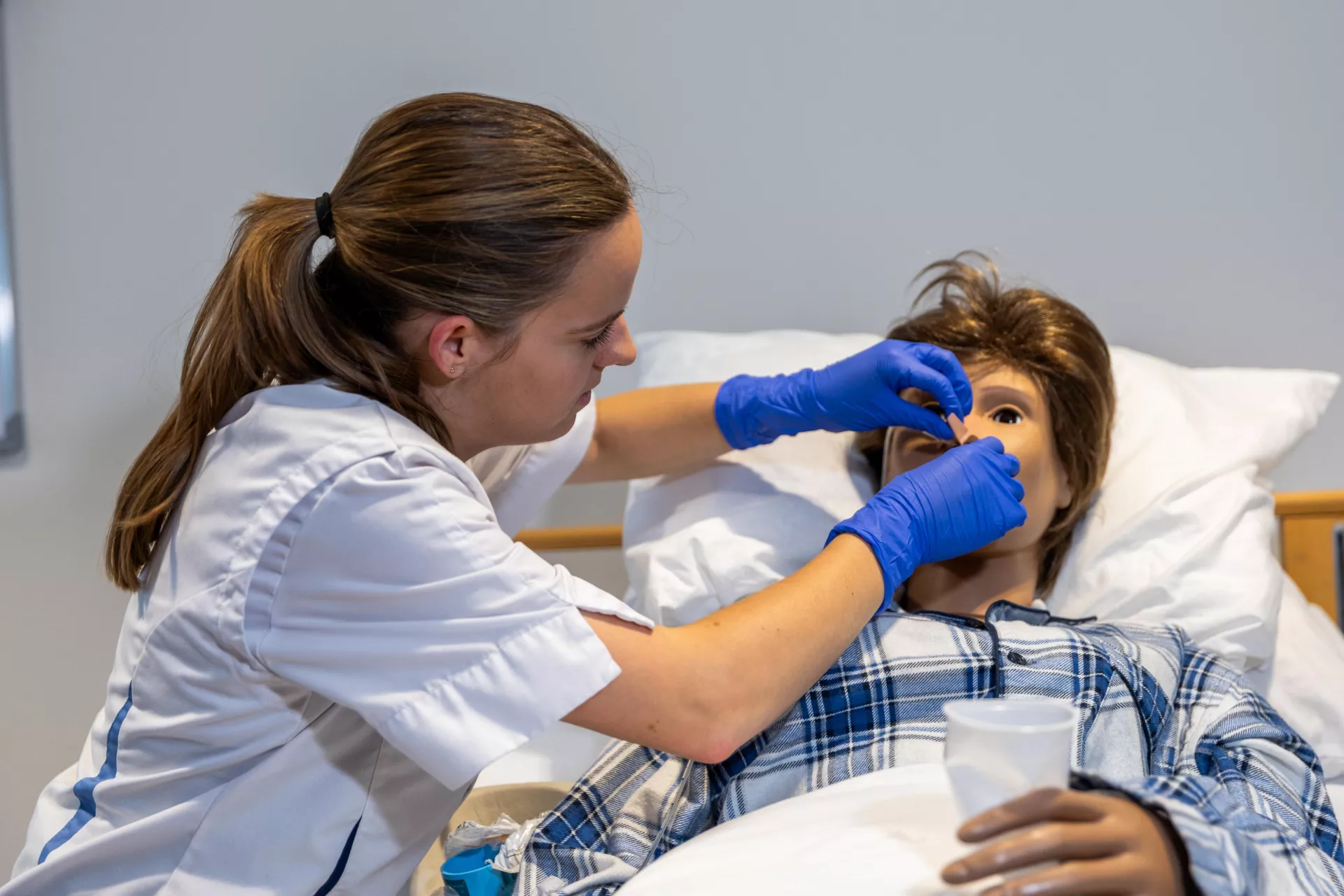 Collega oefent op pop