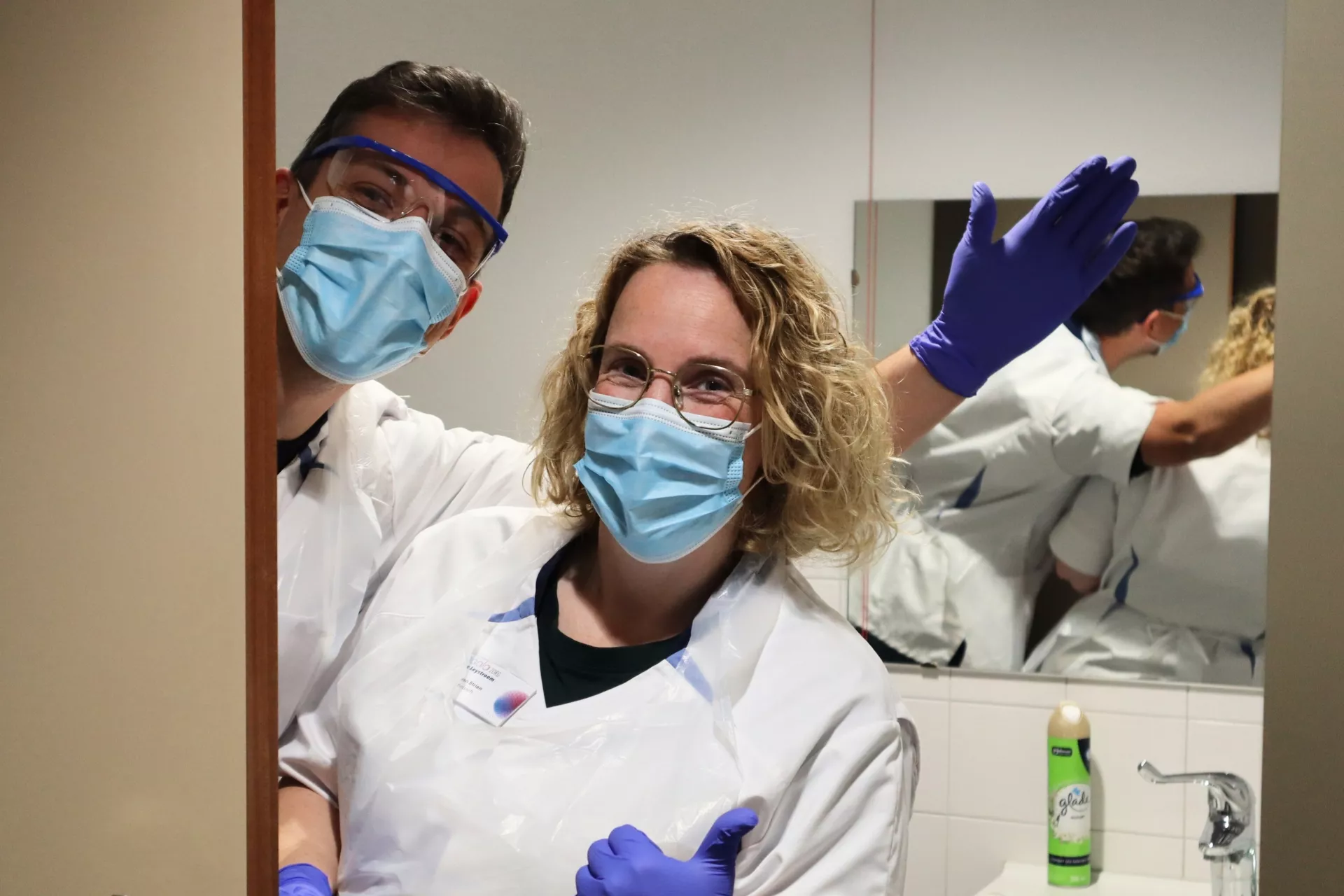 Collega's in Hygiëne kleding